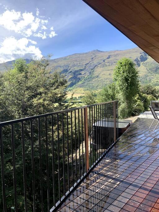 The Pines Guesthouse - New Re-List Arrowtown Exterior photo